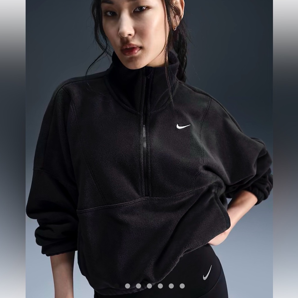 Nike Women's thermal 1/2 zip fleece
